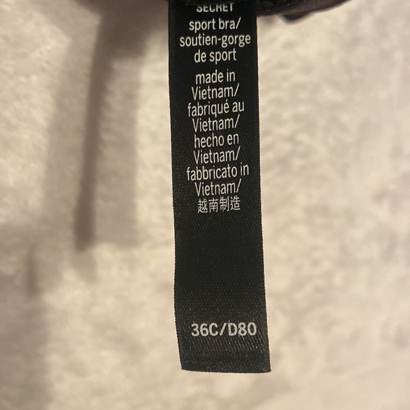 Victoria Sport Size 36C Lightweight Black Sport Bra - Picture 8 of 10